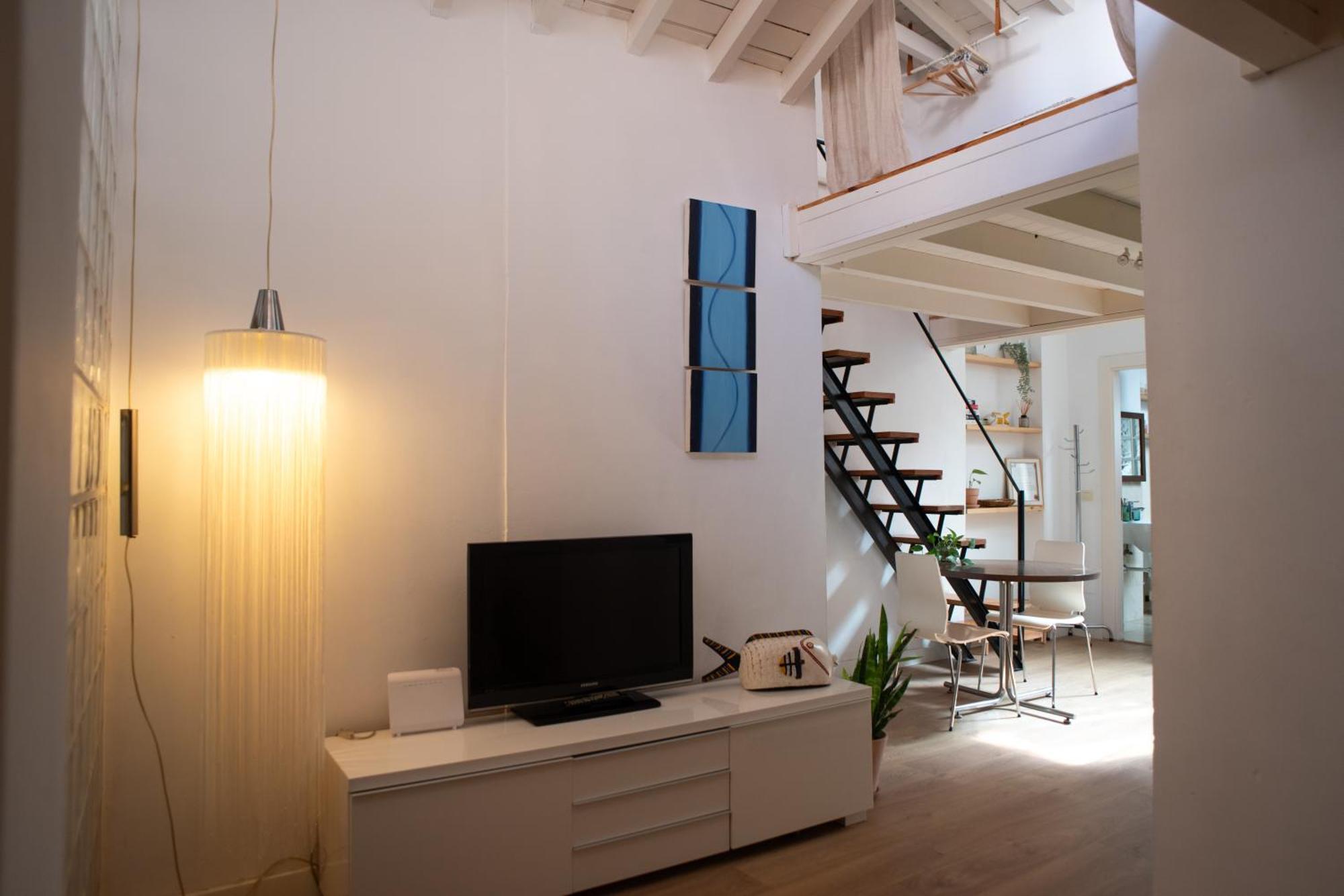 Cozy & Quiet Apartment In The Center Malaga Ngoại thất bức ảnh